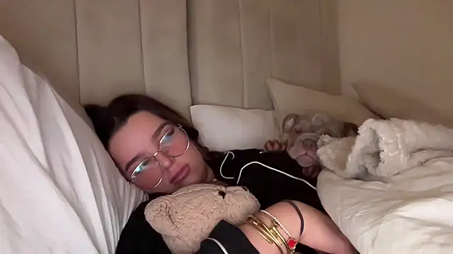 maisiesmithx online show from 02-03-25, 01:19