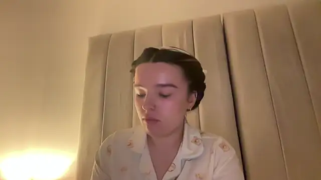 maisiesmithx online show from 03-31-26, 02:13