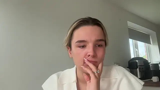 maisiesmithx online show from 06-22-26, 05:32