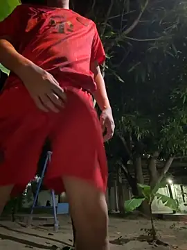 Snapshot of Erick-90 chatting on 10-29-25, 05:31 Erick-90 online show from 10-29-25, 05:31