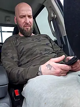 Beardedtattood online show from 02-09-25, 04:50