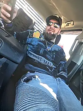 Beardedtattood online show from 10-14-25, 01:45