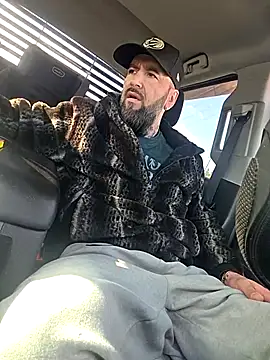 Beardedtattood online show from 04-19-26, 01:10