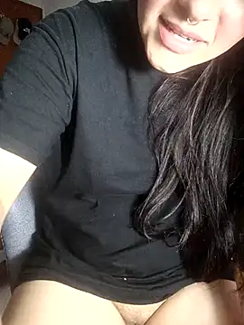 SophieWinslow online show from 03-22-25, 01:54