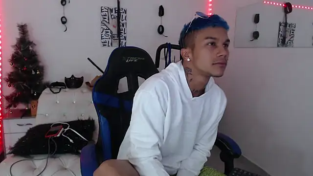 Leonard Price online show from 02-08-25, 03:08