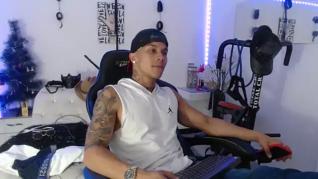 Leonard Price online show from 02-11-25, 06:19