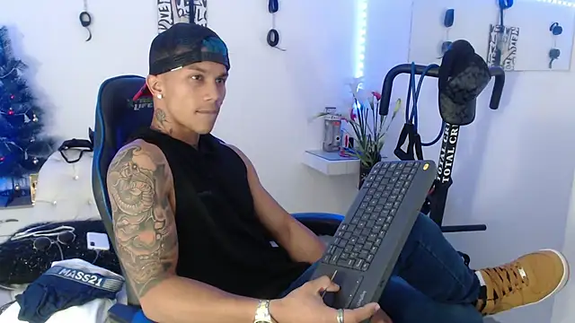 Leonard Price online show from 02-11-25, 03:51