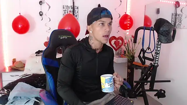 Leonard Price online show from 02-13-25, 05:26