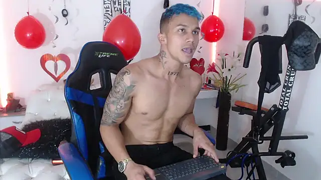 Leonard Price online show from 02-19-25, 01:18