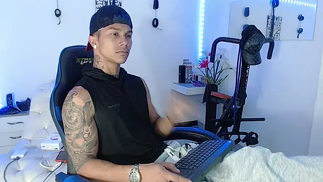 Leonard Price online show from 03-04-25, 02:49