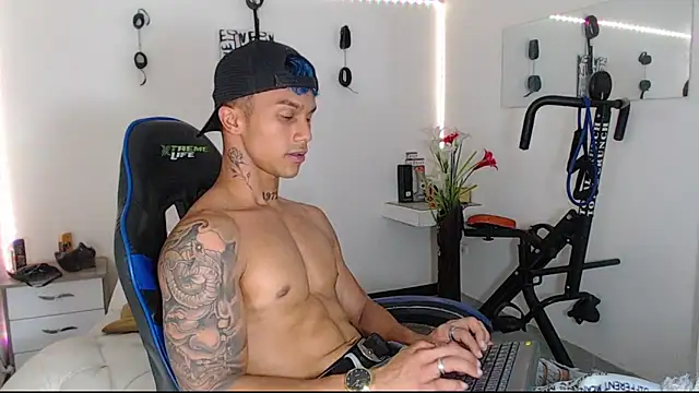 Leonard Price online show from 03-19-25, 06:12