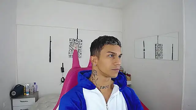 Leonard Price online show from 11-27-25, 07:43