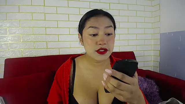 ricura mily online show from 12-01-25, 04:39