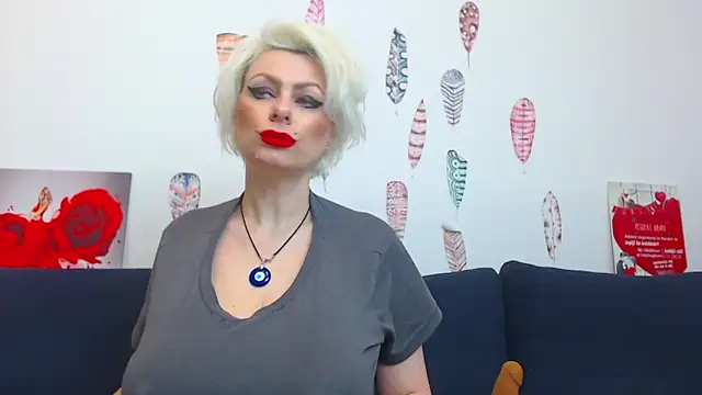 ForeverBarbie  online show from 03-15-26, 12:05