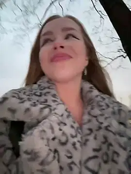 Snapshot of mur_girl chatting on 12-07-24, 01:29 mur girl online show from 12-07-24, 01:29