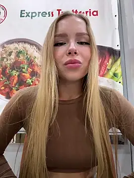 Snapshot of mur_girl chatting on 12-21-24, 09:12 mur girl online show from 12-21-24, 09:12