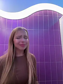 Snapshot of mur_girl chatting on 12-21-24, 12:16 mur girl online show from 12-21-24, 12:16