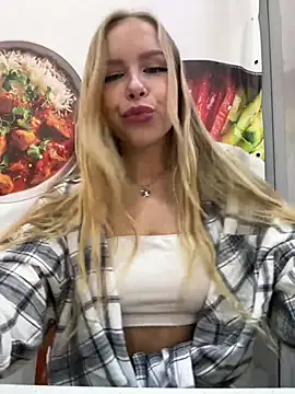 Snapshot of mur_girl chatting on 01-12-25, 11:39 mur girl online show from 01-12-25, 11:39