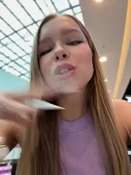 Snapshot of mur_girl chatting on 01-15-25, 09:24 mur girl online show from 01-15-25, 09:24