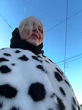 Snapshot of mur_girl chatting on 01-18-25, 09:45 mur girl online show from 01-18-25, 09:45