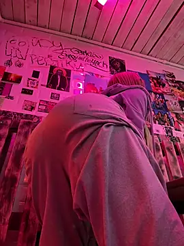 Snapshot of mur_girl chatting on 01-22-25, 01:21 mur girl online show from 01-22-25, 01:21