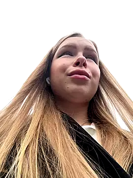 Snapshot of mur_girl chatting on 10-04-25, 09:18 mur girl online show from 10-04-25, 09:18