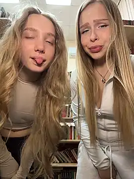 mur girl online show from 01-07-26, 12:29