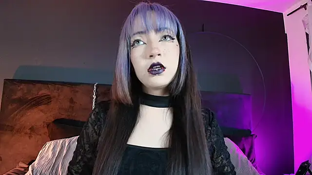 Snapshot of Aylen_darkmoor chatting on 10-14-25, 07:47 Aylen darkmoor online show from 10-14-25, 07:47