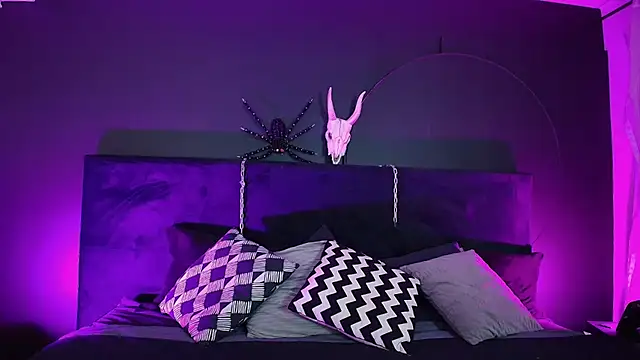 Snapshot of Aylen_darkmoor chatting on 10-16-25, 08:54 Aylen darkmoor online show from 10-16-25, 08:54