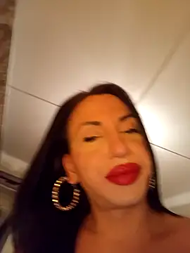 Snapshot of Daniela92@xh chatting on 11-26-25, 06:09 Daniela92xh online show from 11-26-25, 06:09