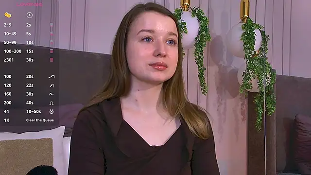 Snapshot of MichelleHaynes chatting on 01-26-25, 10:02 MichelleHaynes online show from 01-26-25, 10:02