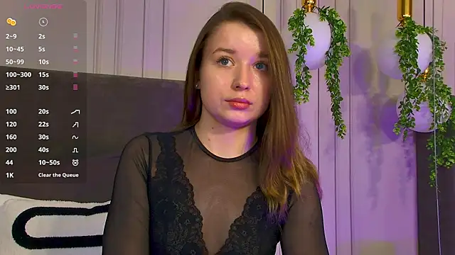 Snapshot of MichelleHaynes chatting on 01-30-25, 06:43 MichelleHaynes online show from 01-30-25, 06:43