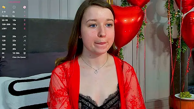 Snapshot of MichelleHaynes chatting on 02-14-25, 05:46 MichelleHaynes online show from 02-14-25, 05:46