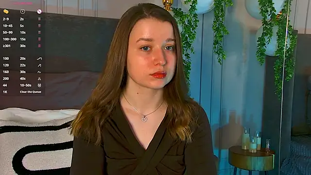 Snapshot of MichelleHaynes chatting on 02-24-25, 02:48 MichelleHaynes online show from 02-24-25, 02:48