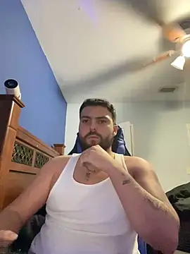 Snapshot of MasterKvn chatting on 01-05-25, 06:35 MasterKvn online show from 01-05-25, 06:35