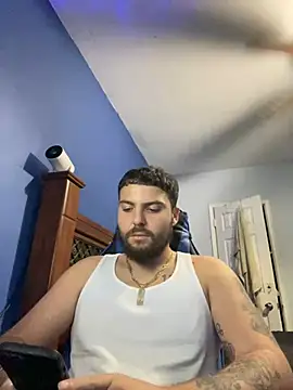 Snapshot of MasterKvn chatting on 01-09-25, 06:38 MasterKvn online show from 01-09-25, 06:38