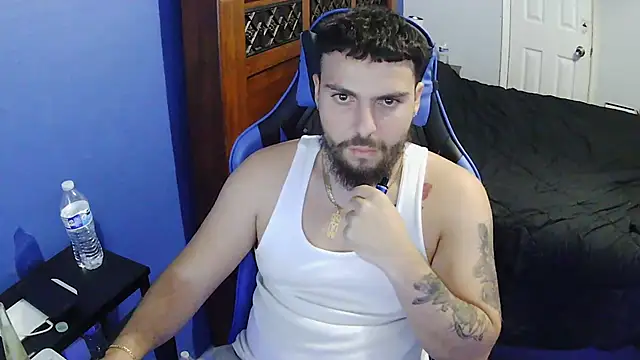 Snapshot of MasterKvn chatting on 03-17-25, 11:31 MasterKvn online show from 03-17-25, 11:31