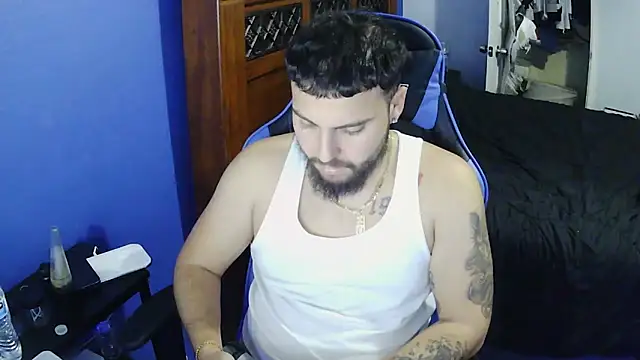 Snapshot of MasterKvn chatting on 03-18-25, 08:25 MasterKvn online show from 03-18-25, 08:25