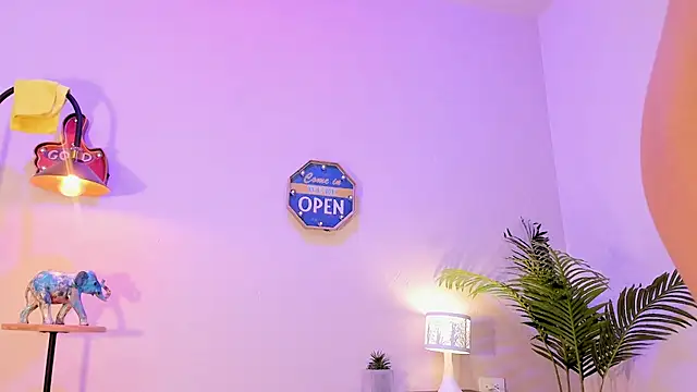 lupeebony online show from 01-26-25, 01:31