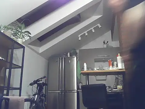 Nicetomeetyoubb online show from 04-17-26, 08:56