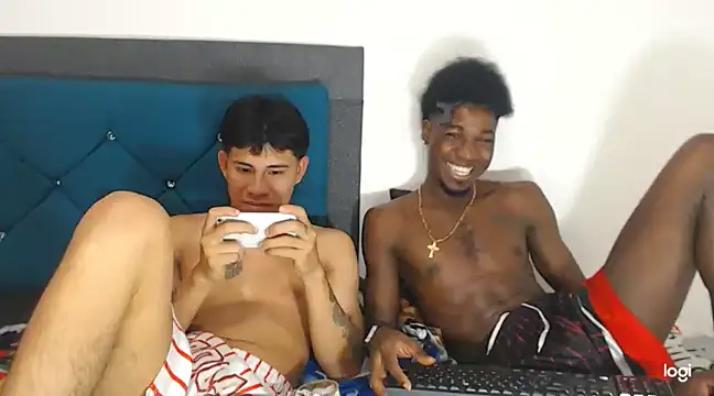 Snapshot of jaycolinss chatting on 03-03-25, 03:53 jaycolinss online show from 03-03-25, 03:53