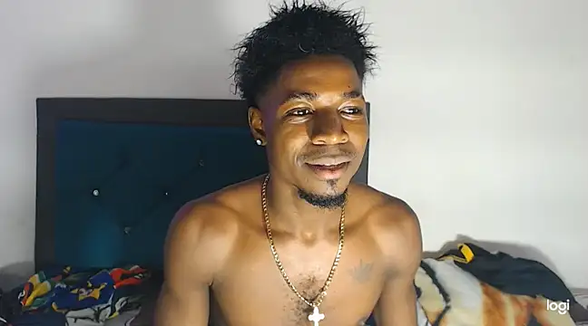 Snapshot of jaycolinss chatting on 03-04-25, 12:29 jaycolinss online show from 03-04-25, 12:29