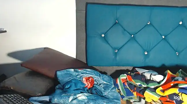 Snapshot of jaycolinss chatting on 03-12-25, 12:47 jaycolinss online show from 03-12-25, 12:47