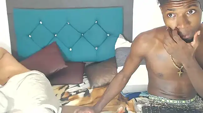 Snapshot of jaycolinss chatting on 03-13-25, 03:06 jaycolinss online show from 03-13-25, 03:06