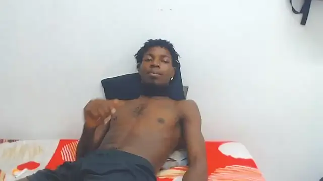 Snapshot of jaycolinss chatting on 09-26-25, 09:30 jaycolinss online show from 09-26-25, 09:30