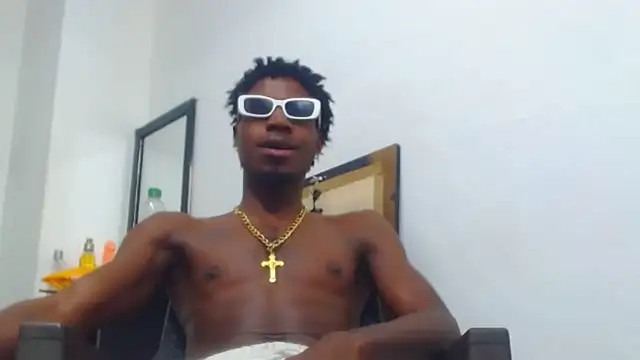 Snapshot of jaycolinss chatting on 09-30-25, 11:59 jaycolinss online show from 09-30-25, 11:59