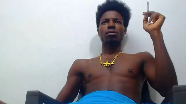 Snapshot of jaycolinss chatting on 10-07-25, 07:16 jaycolinss online show from 10-07-25, 07:16