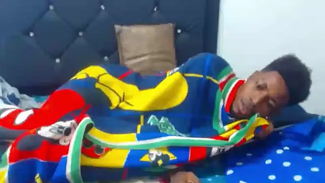 Snapshot of jaycolinss chatting on 11-16-25, 02:55 jaycolinss online show from 11-16-25, 02:55