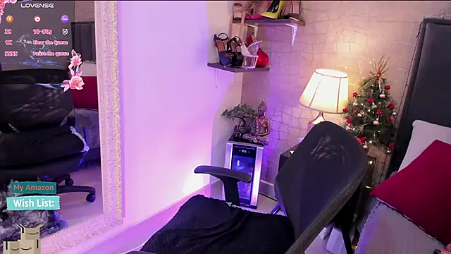 Snapshot of Mariana_c1 chatting on 12-05-25, 03:20 Mariana c1 online show from 12-05-25, 03:20