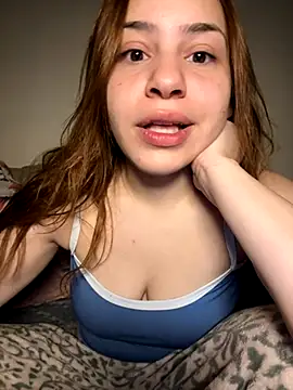 AgnesCampp online show from 10-04-25, 12:08